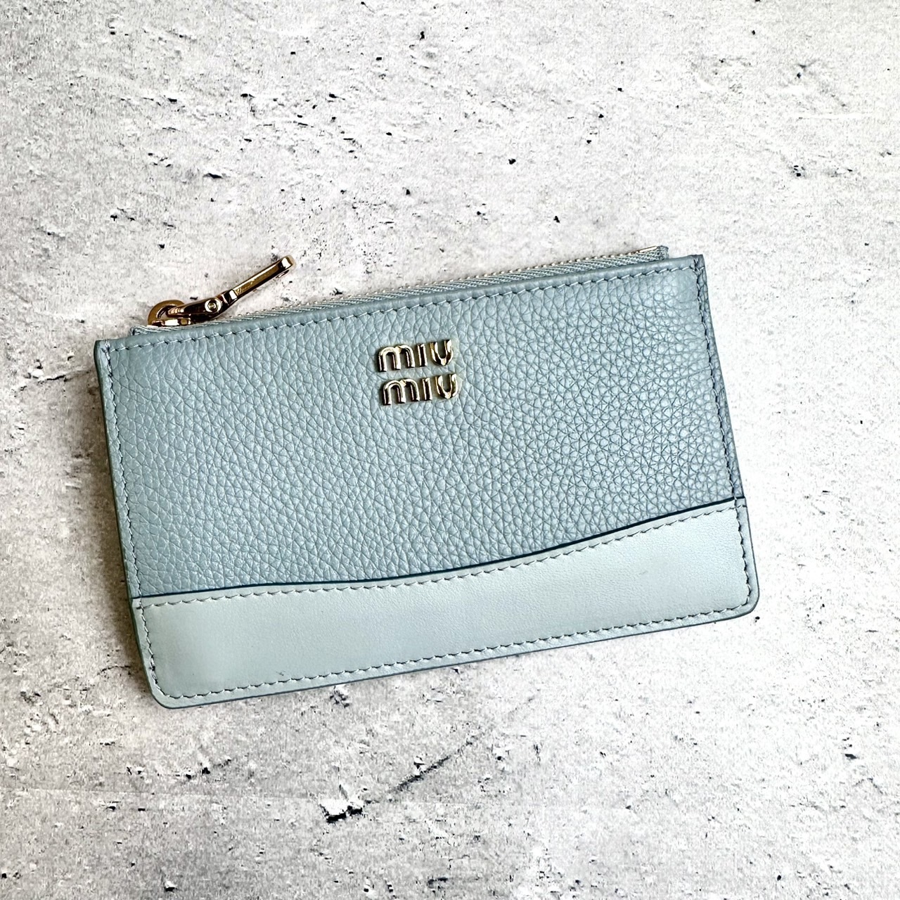MIUMIU レザー カードホルダー フラグメントケース