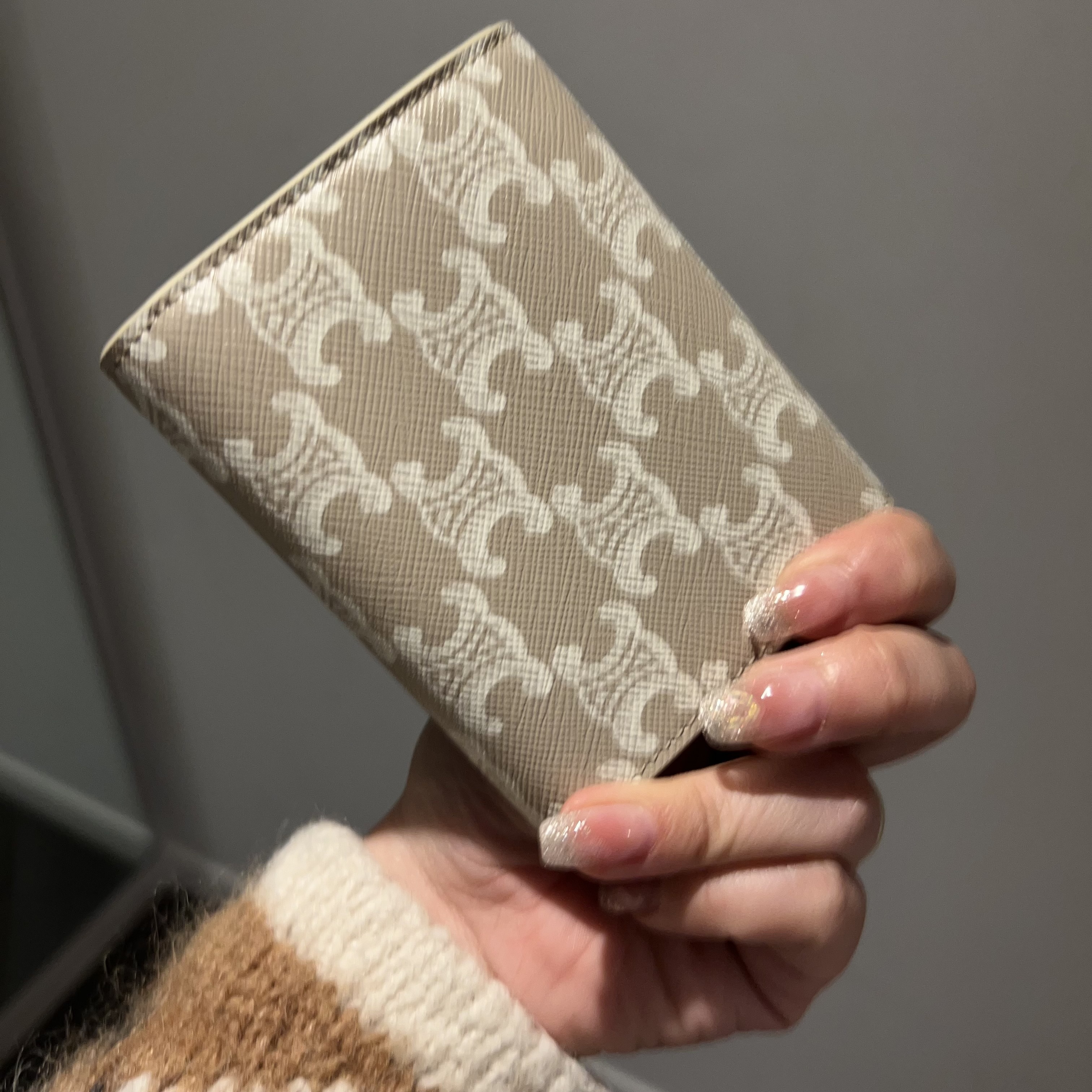 【CELINE】早い者勝ちセール！トリオンフ ３つ折り財布