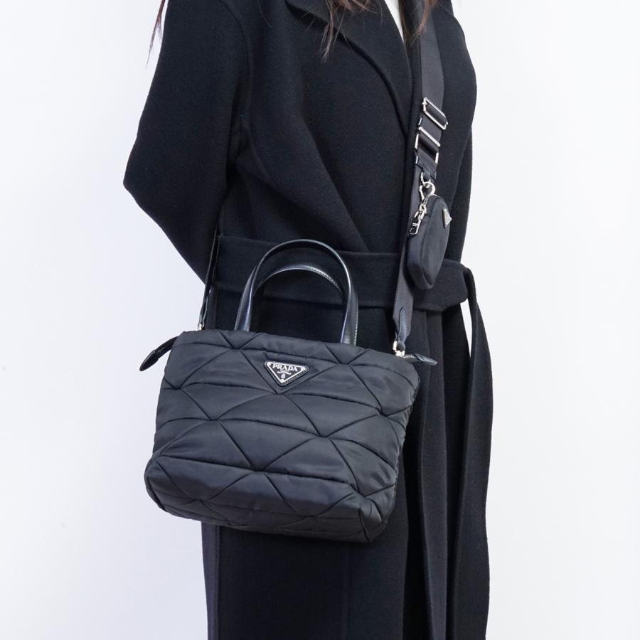 PRADA Re-Nylon ミディアム パデッドトートバッグ