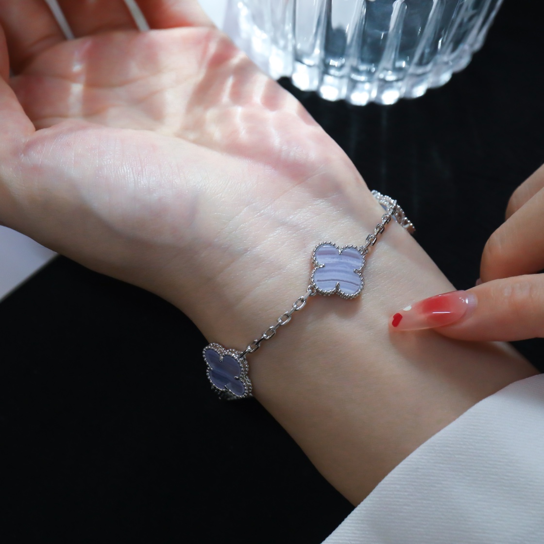 【国内発送/直営店】ブレスレット ヴァンクリーフ＆アーペル（Van Cleef & Arpels）