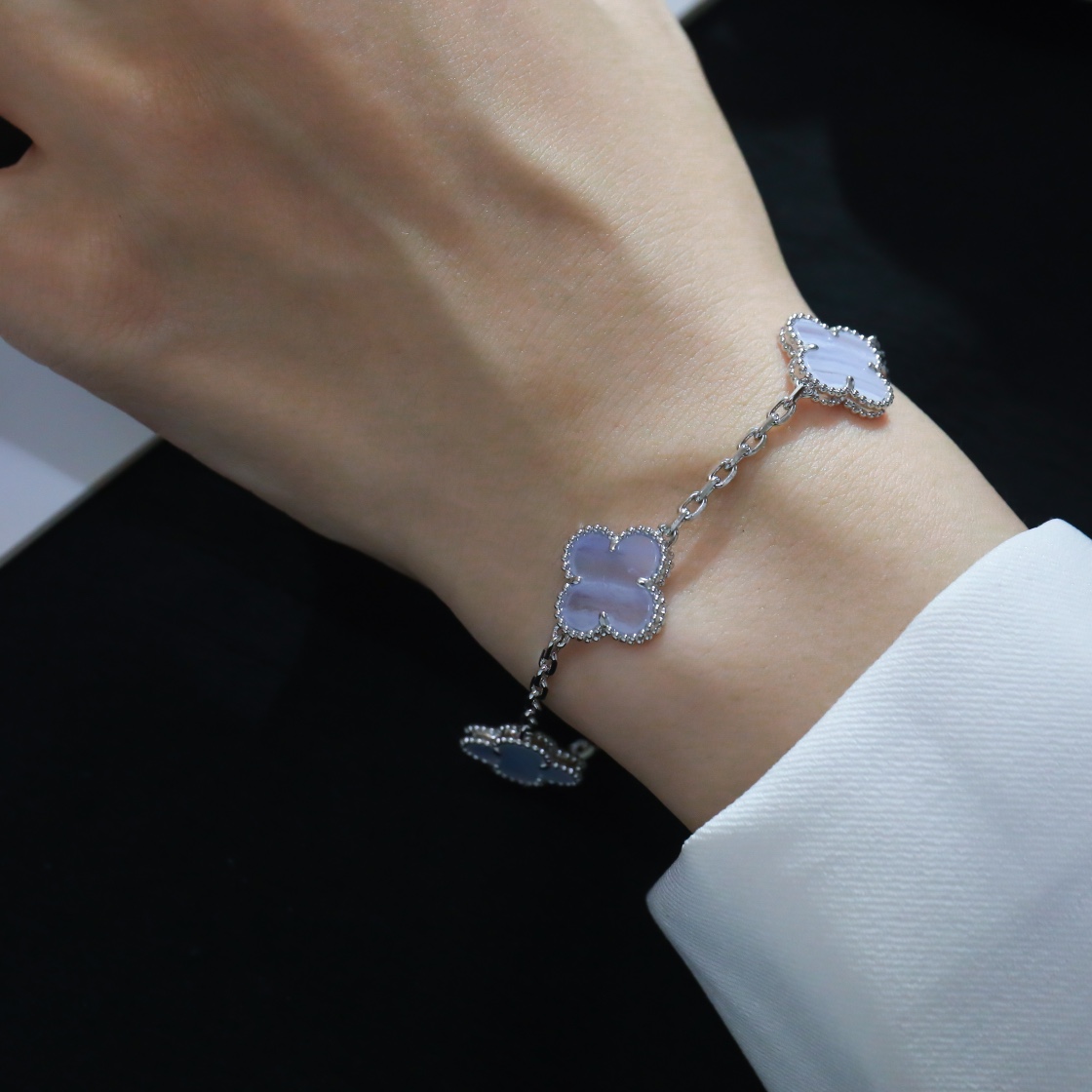 【国内発送/直営店】ブレスレット ヴァンクリーフ＆アーペル（Van Cleef & Arpels）