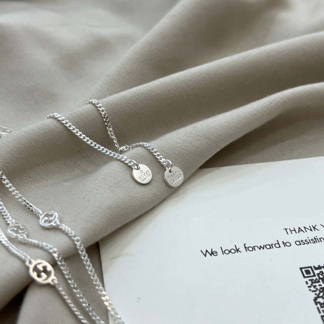 【国内発送/直営店】グッチ GUCCI  チェーンネックレス インターロッキングG十字架プレート エナメルブラックドッグタグ