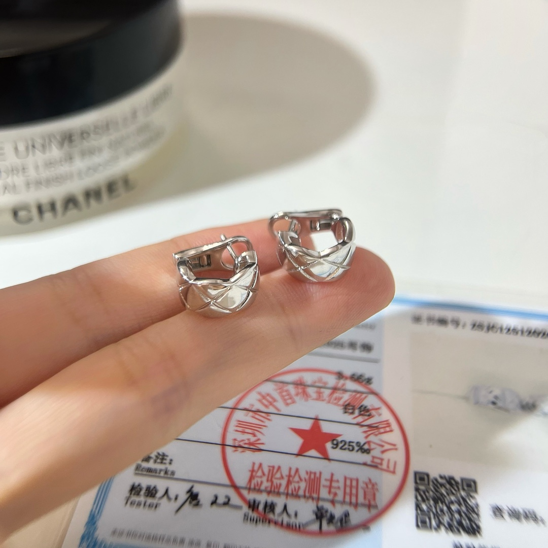 【国内発送/直営店】CHANELシャネル  韓国 ゴールド アクセサリー ココクラッシュ ピアス