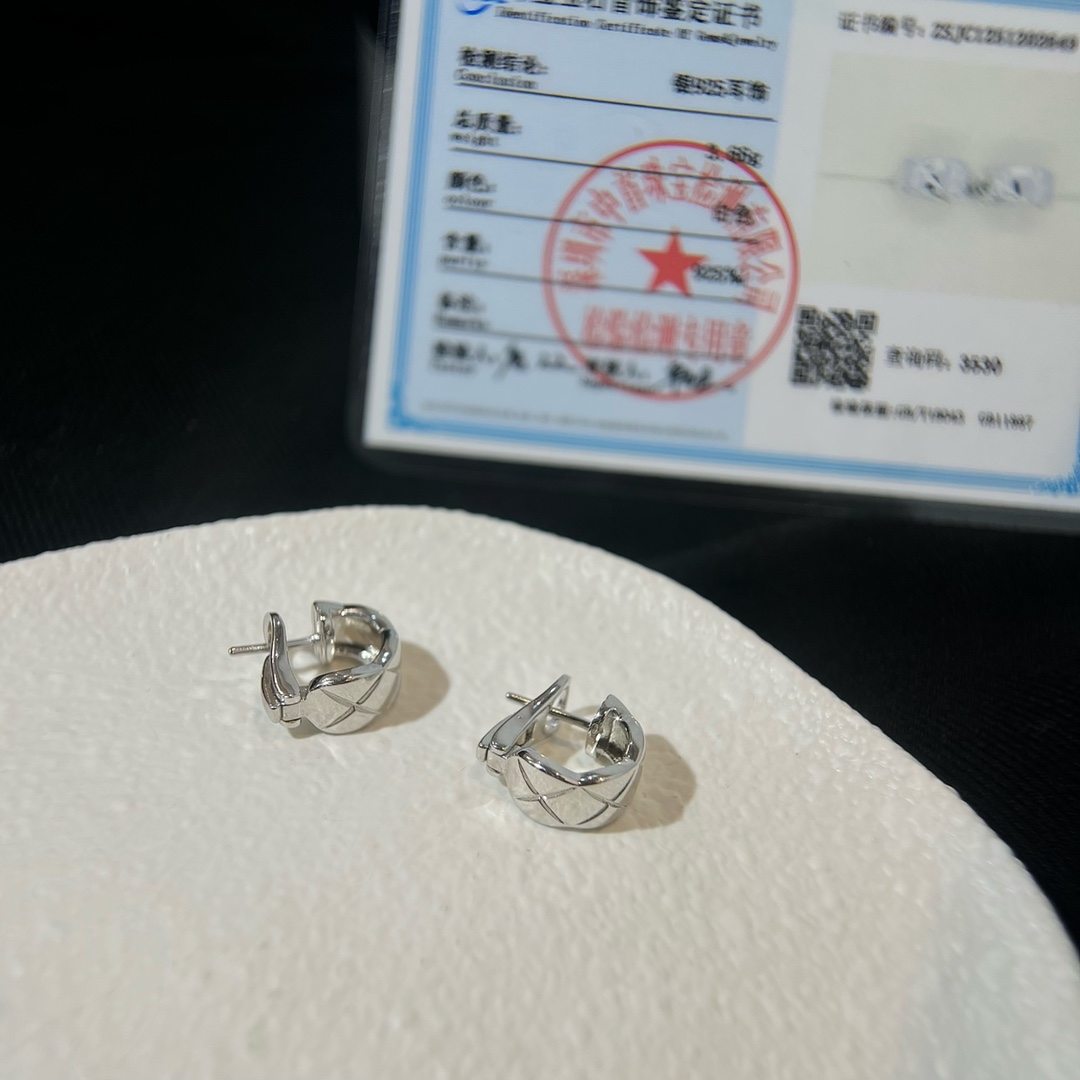 【国内発送/直営店】CHANELシャネル  韓国 ゴールド アクセサリー ココクラッシュ ピアス