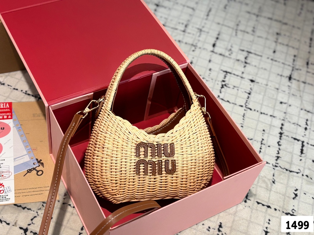 【2025限定】MIUMIU ミュウ ワンダー ウィッカー ハンドバッグ