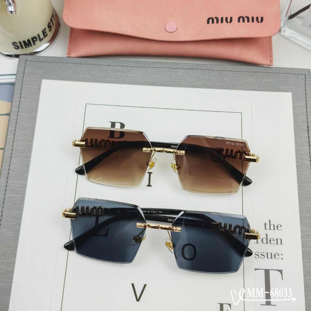 🍒新作✨サングラス 紫外線99%カット、旅行やお出かけの際の服装に合わせやすいアイテム M68033