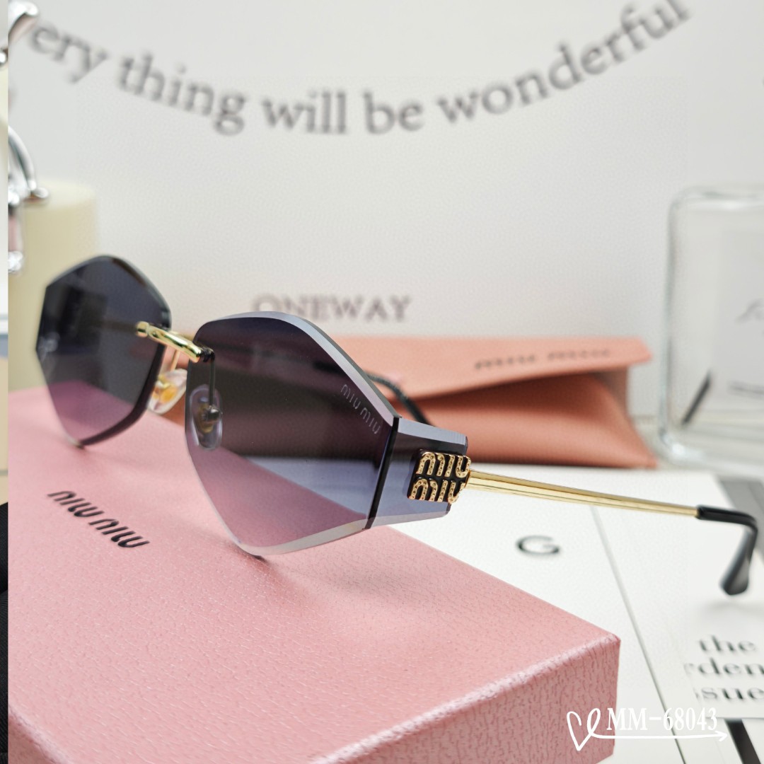 🍒新作✨サングラス 紫外線99%カット、旅行やお出かけの際の服装に合わせやすいアイテム M68043