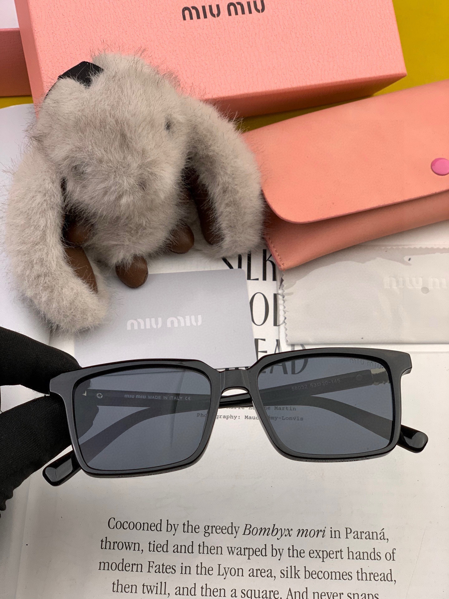 MIU MIU 2025年 春夏コレクション 輝く新作登場 ❤❤ 必須のサングラス M25803