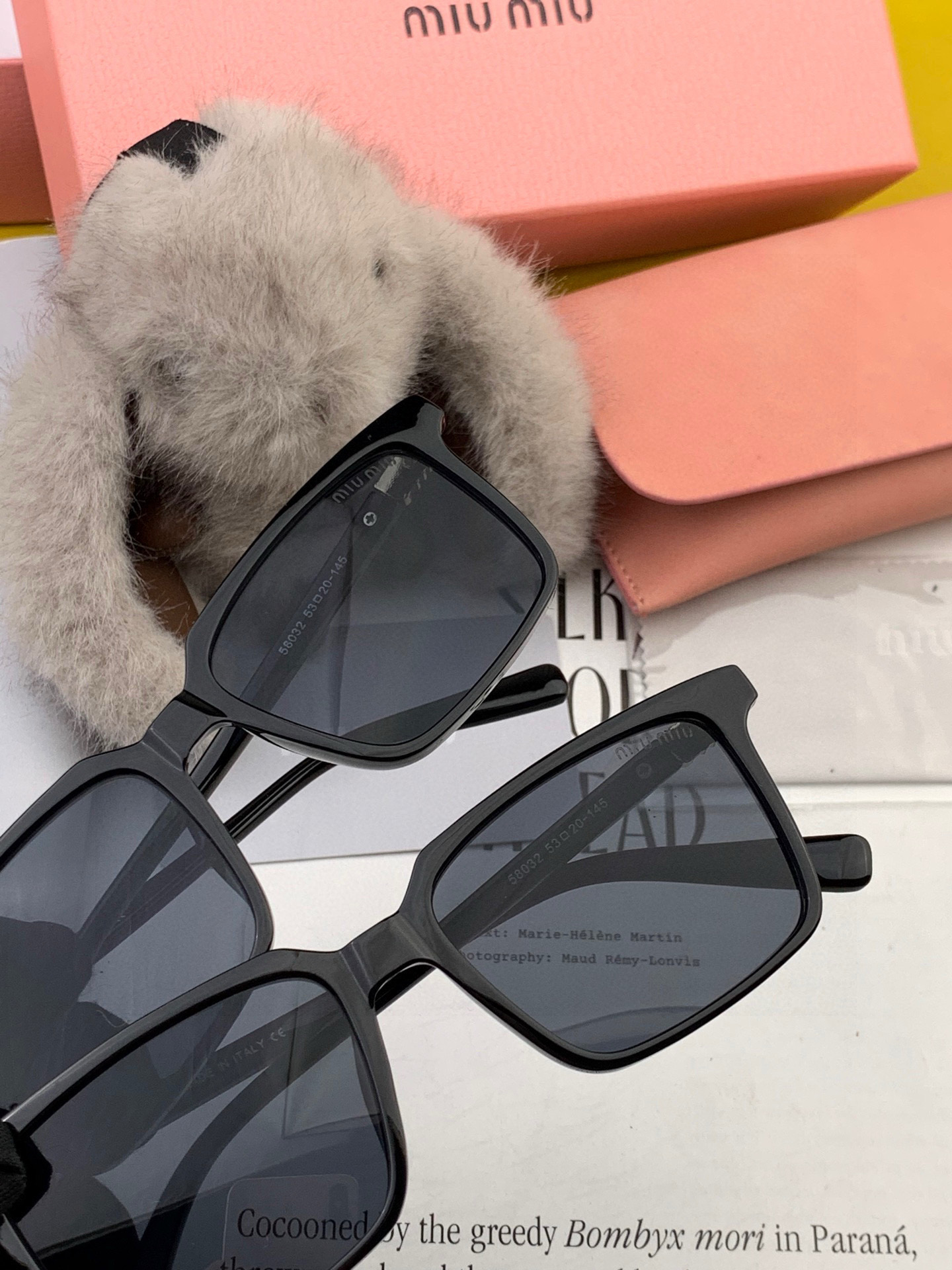 MIU MIU 2025年 春夏コレクション 輝く新作登場 ❤❤ 必須のサングラス M25803