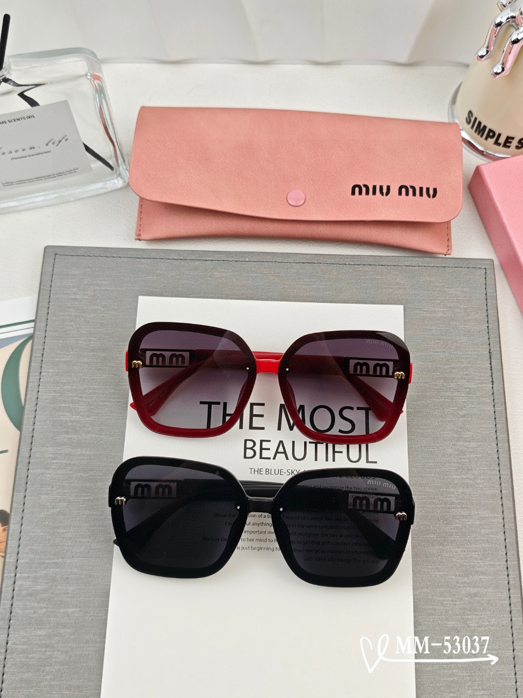 🍒新作✨サングラス 紫外線99%カット 旅行やお出かけのファッションアイテム M53037
