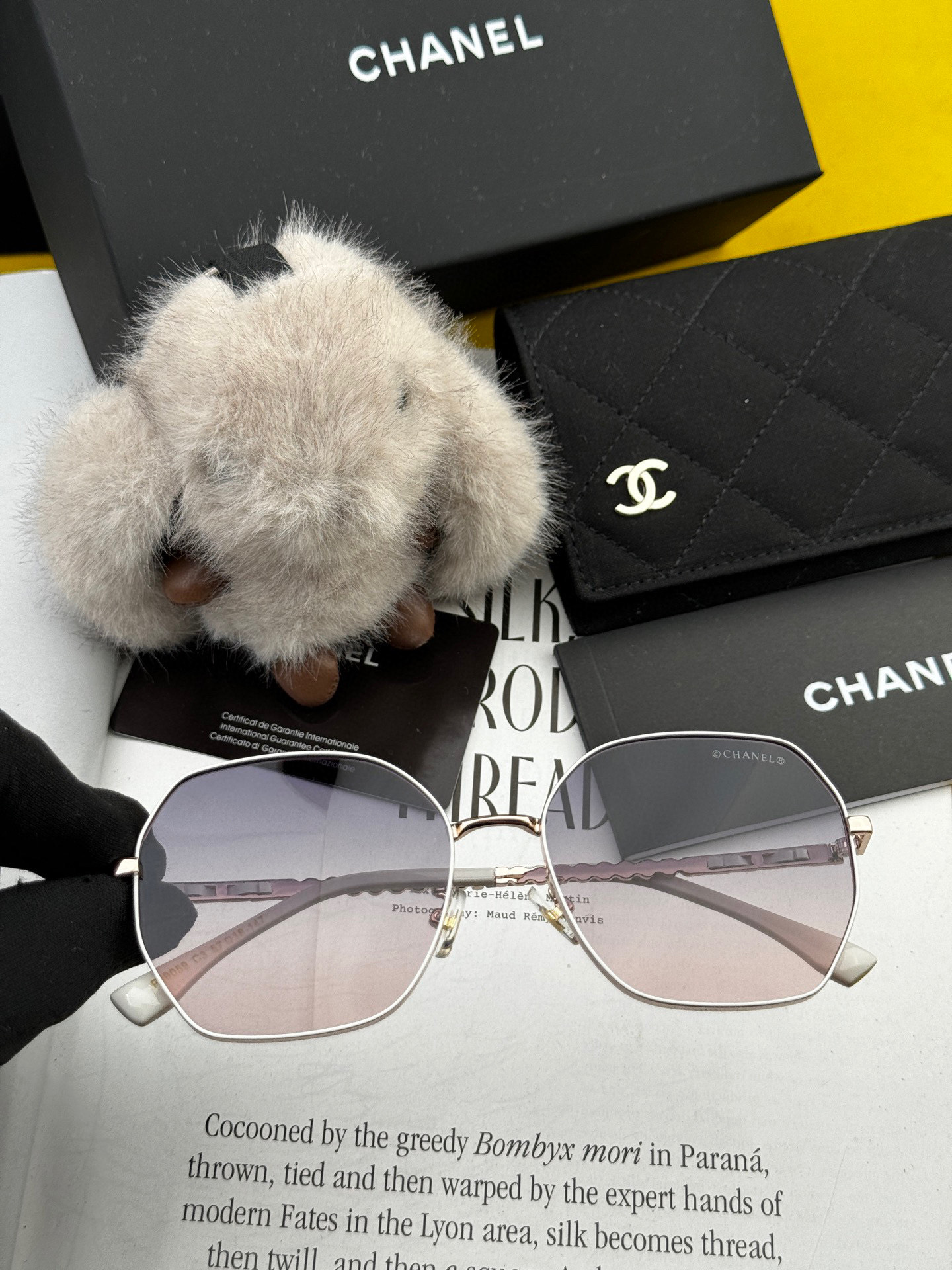 新作 CHANEL シャネル サングラス ユニークで前衛的な春夏最新モデル CH9905