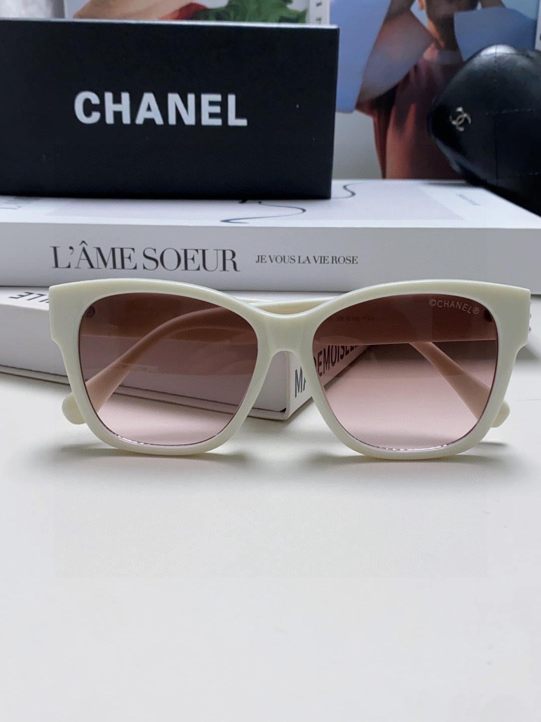 シャネル 新作 ダブルC 偏光レンズ サングラス CH381483