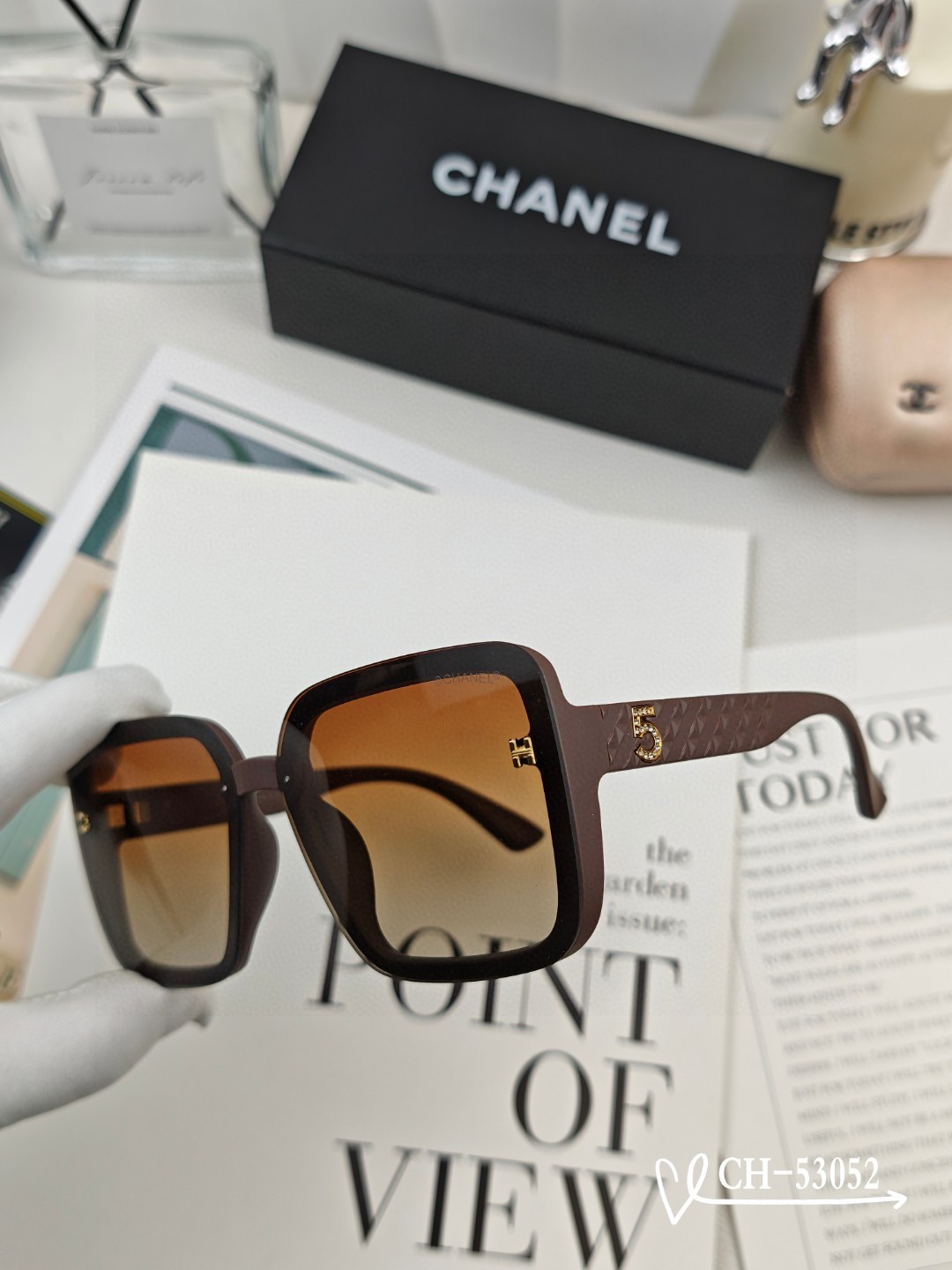 【CHANEL】シャネル 2025年新作トレンド 大人気 ファッションスクエア 偏光サングラス CH53052