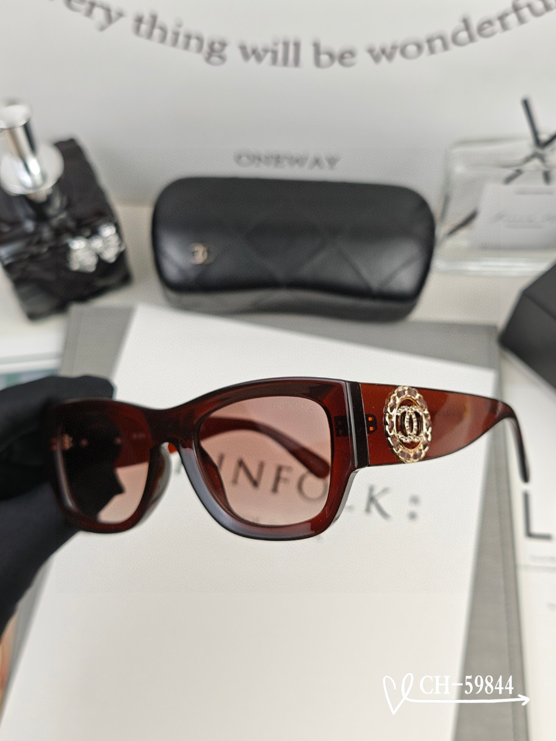 【CHANEL】シャネル 2025年新作トレンド 大人気 ファッションスクエア 偏光サングラス CH59844