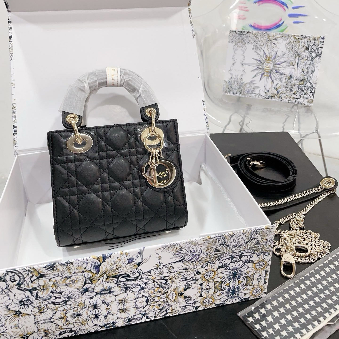 【高品質】LADY DIOR ミニバッグ カナージュ☆M0505ONGE