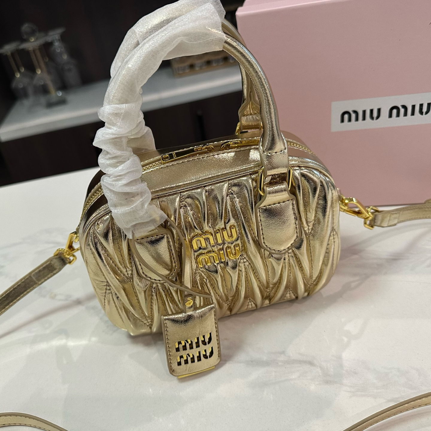 【高品質】◇【MIU MIU】レザー トップハンドルスモールバッグ