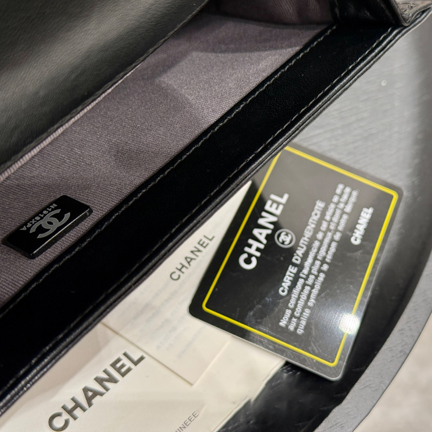 有名人愛用【シャネル】23A Leboy Chanel ハンドバッグ