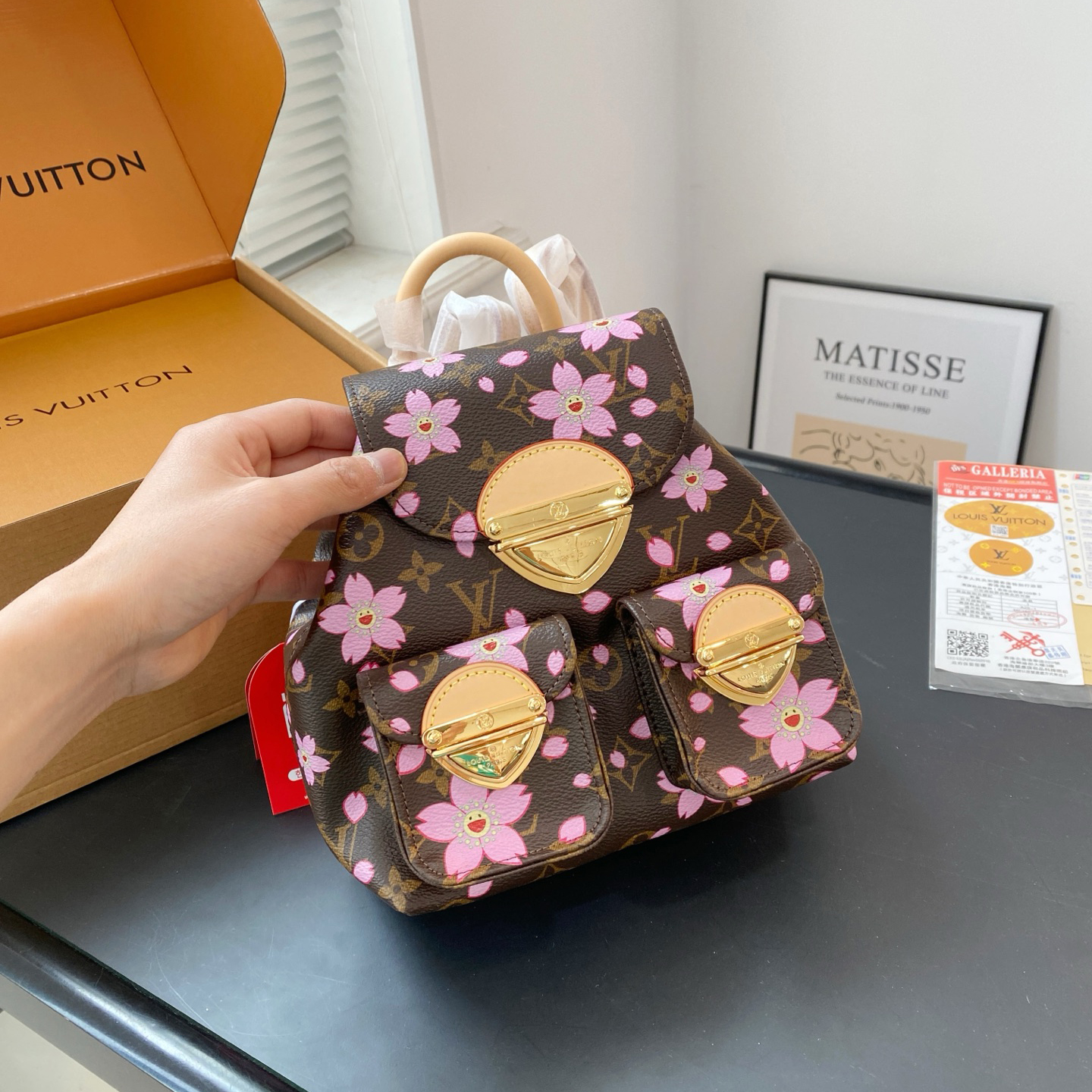 Louis Vuitton チェリーブロッサム 2025新作｢ルイ･ヴィトン × 村上隆｣DUMA ナップサック