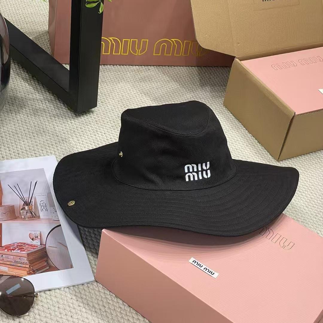 【MIU MIU】ミュウミュウ 2025年 新作 バケットハット