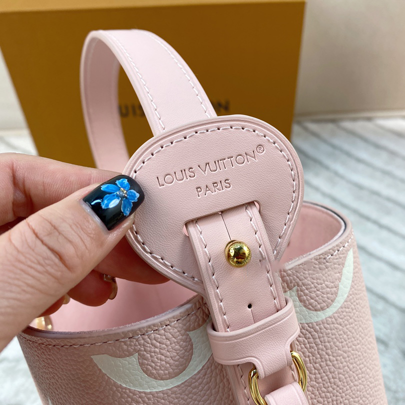 2025SS（春夏）☆数量限定希少品【3WAYで楽しめる】LOUIS VUITTON★ALL IN ハンドバッグ
