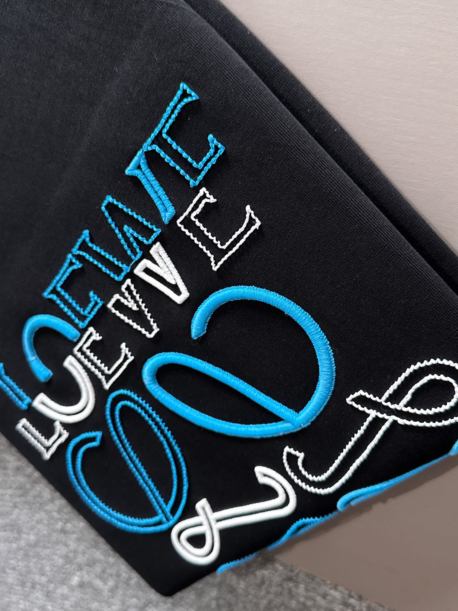 【LOEWE】ロエベ 2025年春夏新作 ブラック 半袖 T138081