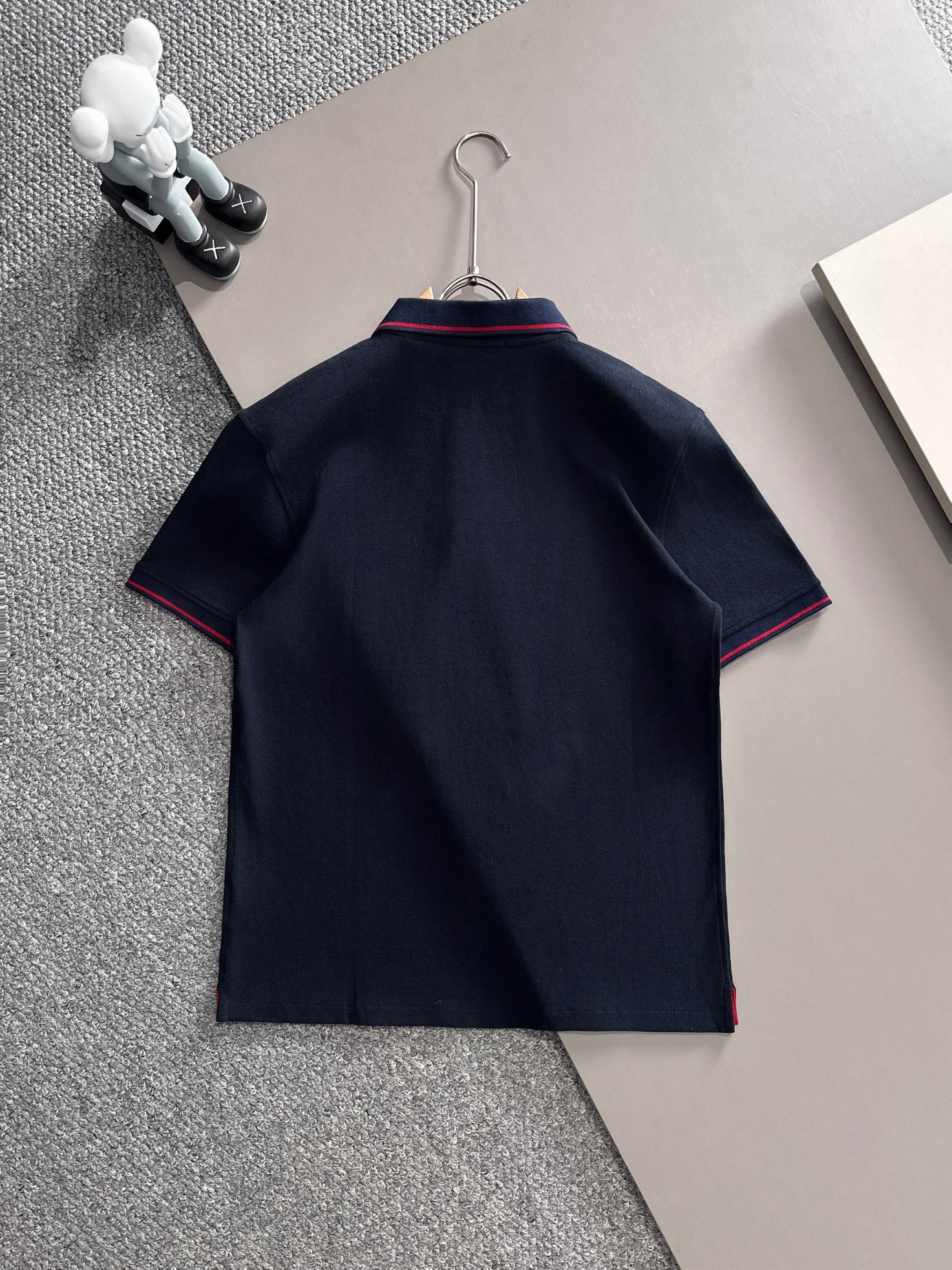 【Moncler】モンクレール 2025年春夏新作 ネイビー/ホワイト ポロシャツ 半袖 T138062