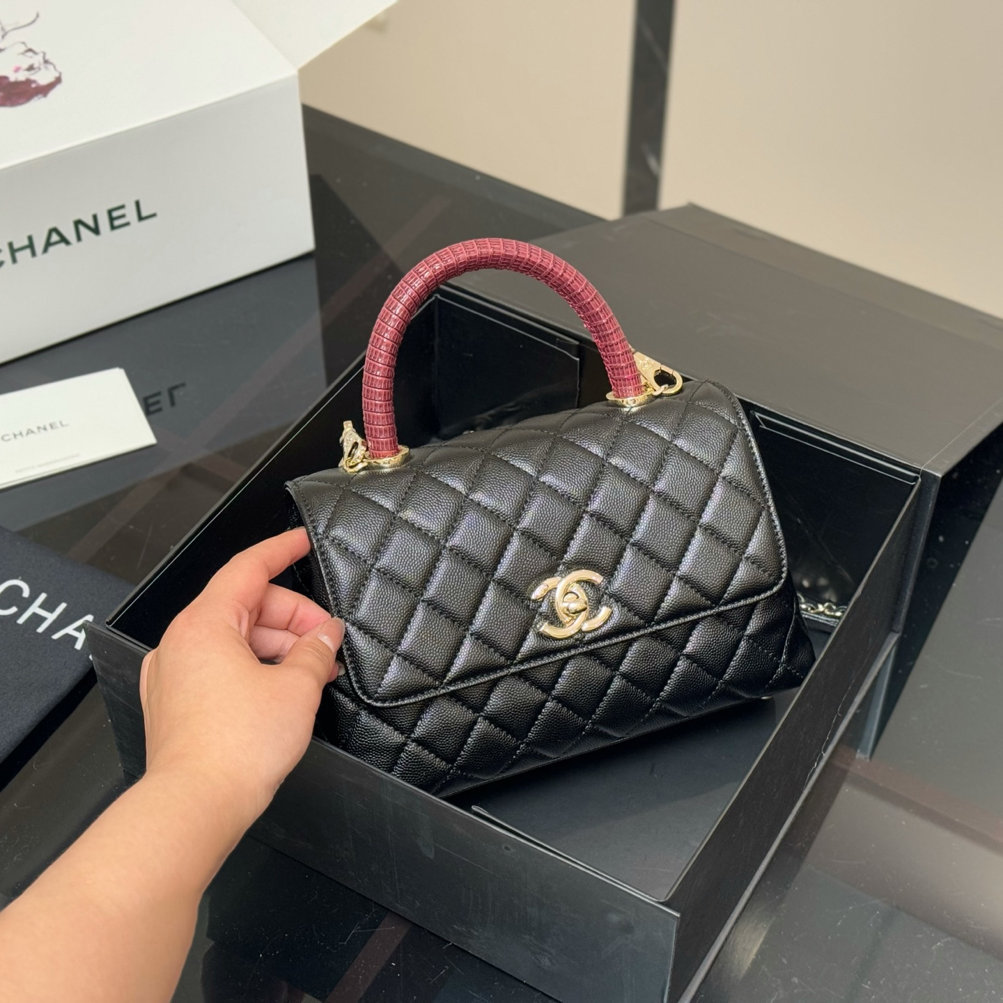 希少 CHANEL/シャネル ココハンドル バッグ チェーン キャビア 24cm