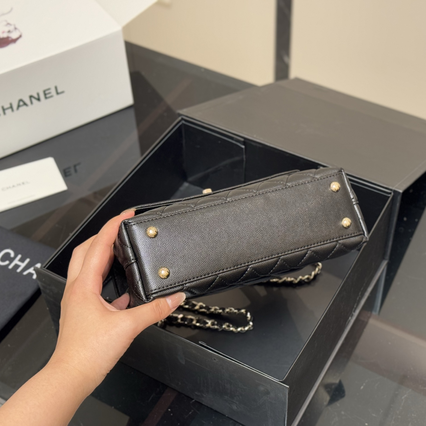 希少 CHANEL/シャネル ココハンドル バッグ チェーン キャビア 24cm