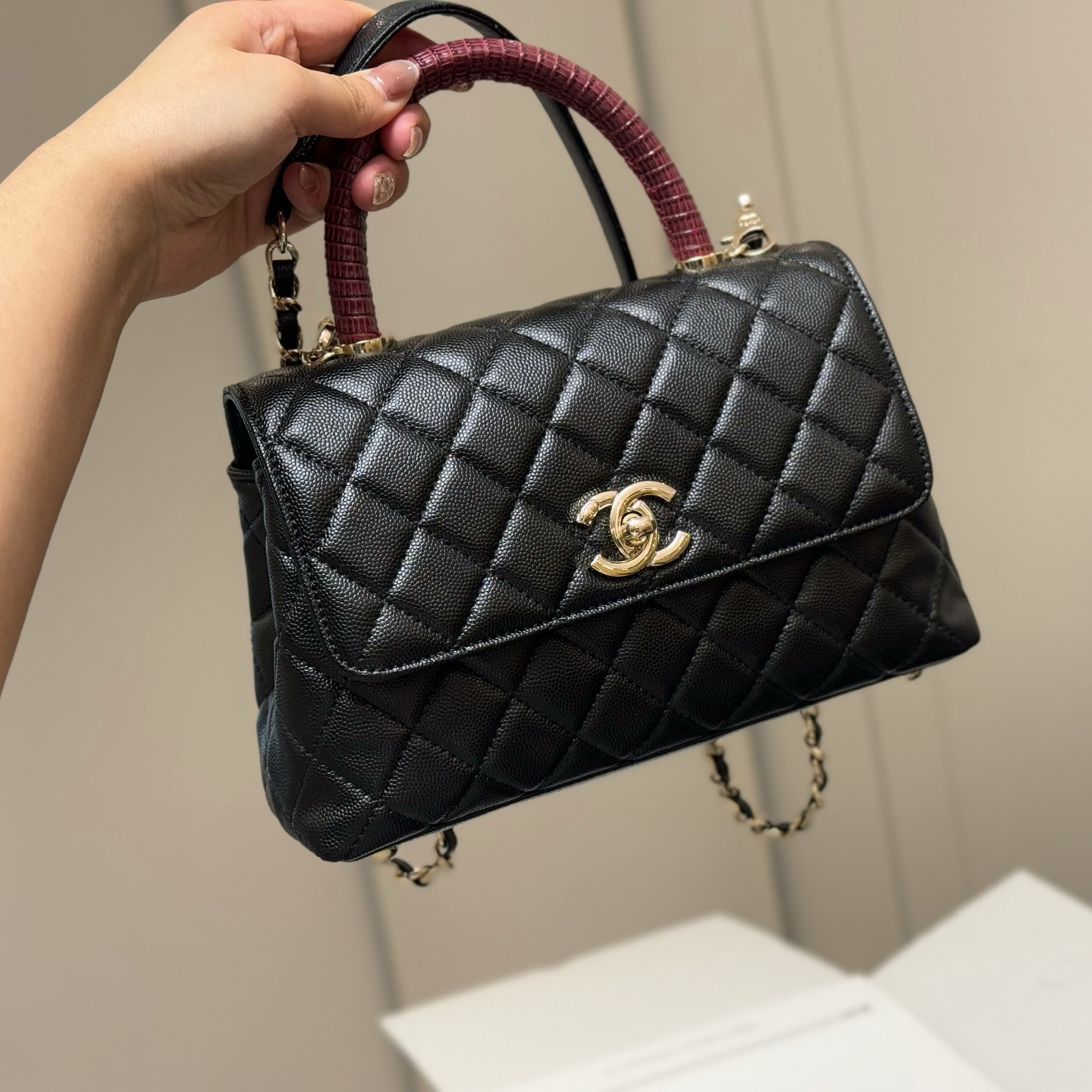 希少 CHANEL/シャネル ココハンドル バッグ チェーン キャビア 24cm