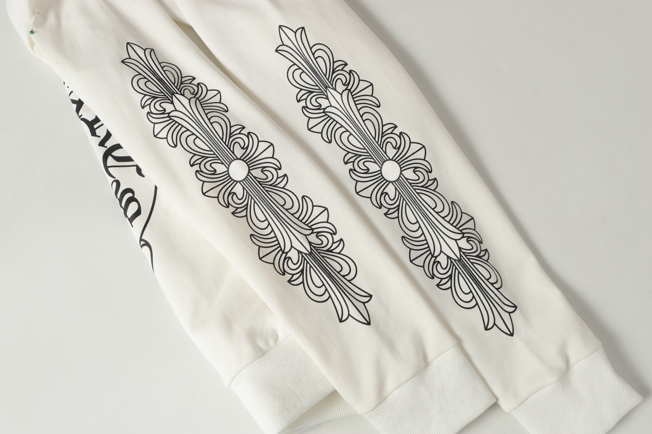 クロムハーツ/Chrome Hearts Sweatshirt  K8108 Tシャツ 長袖パーカー