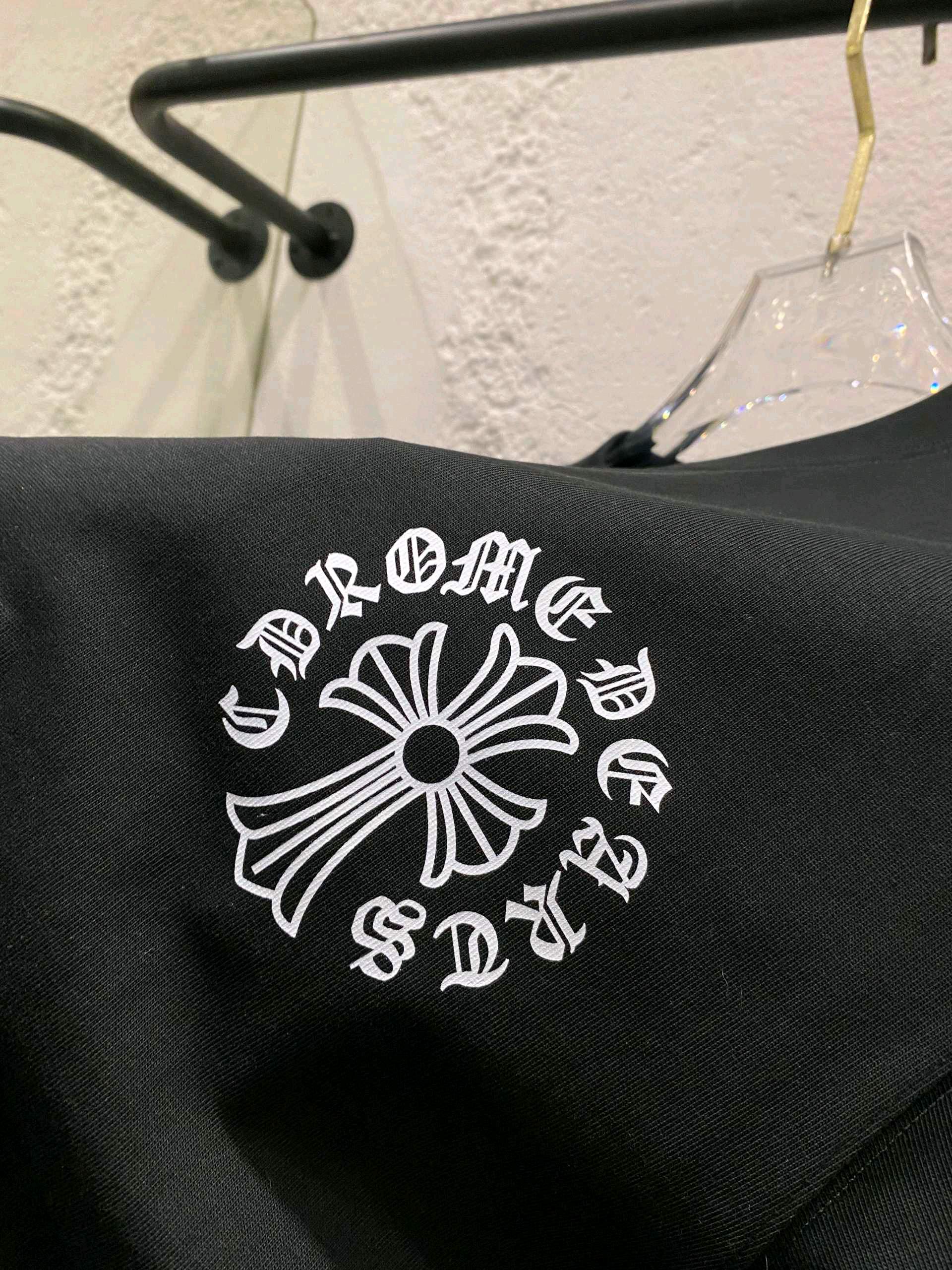 クロムハーツ【Chrome Hearts】 Tシャツ - 2026年春夏 新着商品