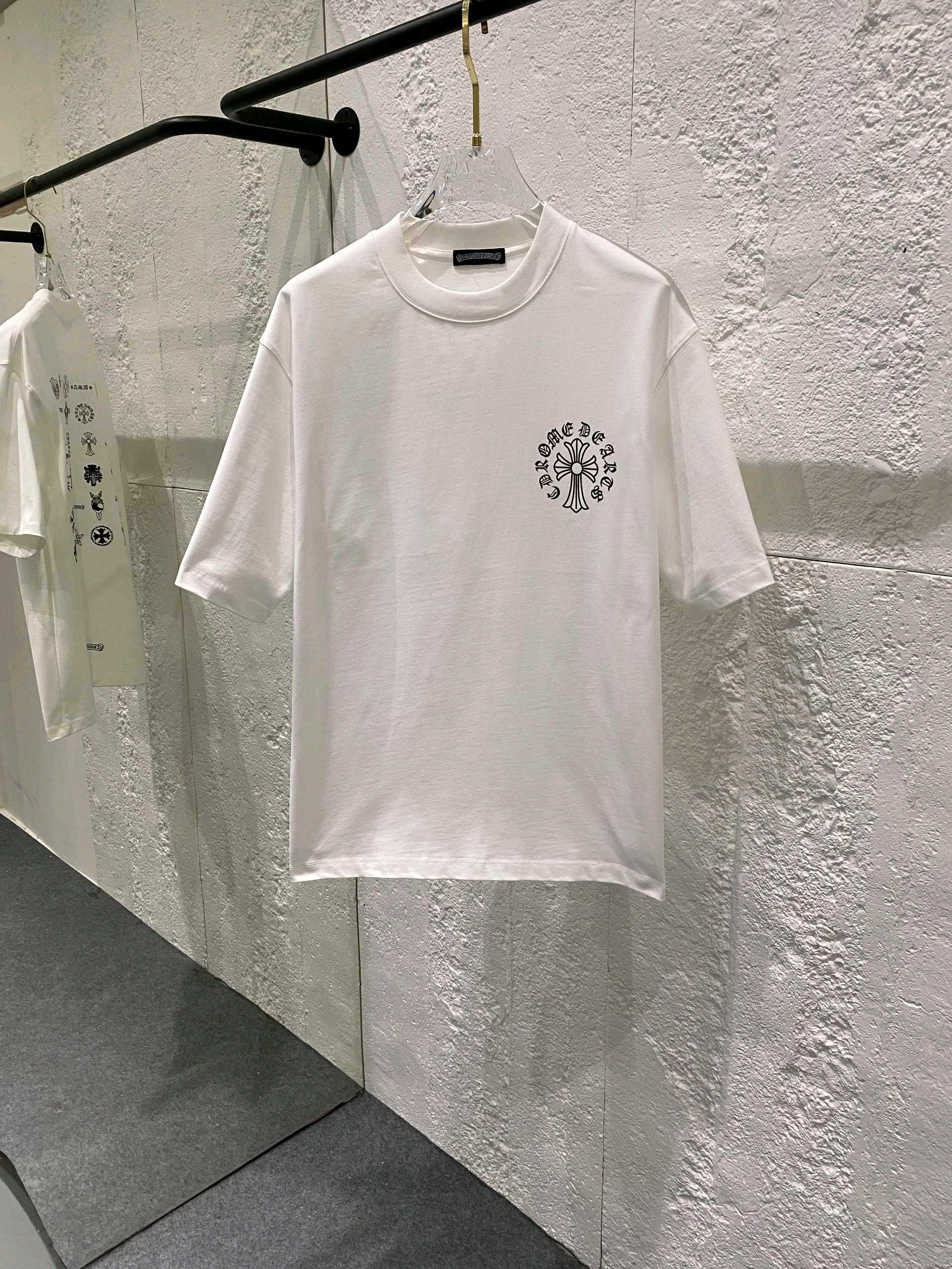 クロムハーツ【Chrome Hearts】 Tシャツ - 2026年春夏 新着商品