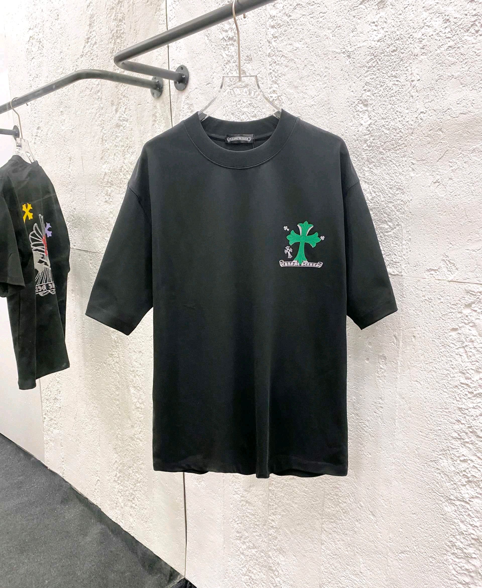 クロムハーツ【Chrome Hearts】 Tシャツ - 2026年春夏 新着商品 ブラック / ホワイト HT-26S03