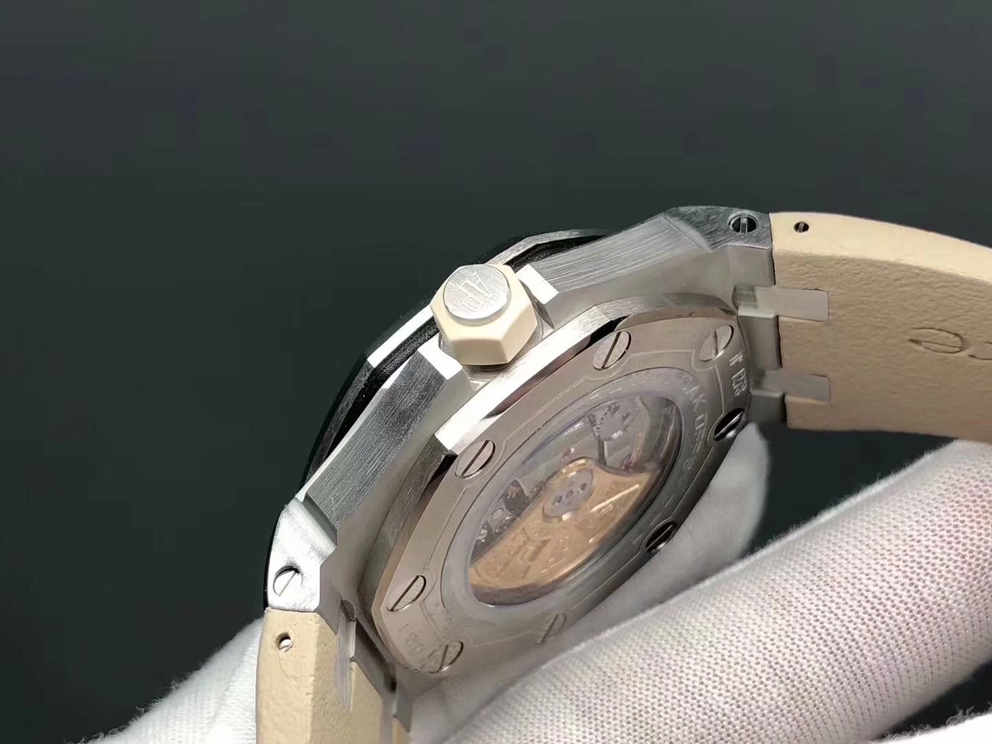 オーデマ・ピゲ AUDEMARS PIGUET ロイヤルオーク オフショア ダイバー ブティック限定 15710ST.OO.A085CA.01