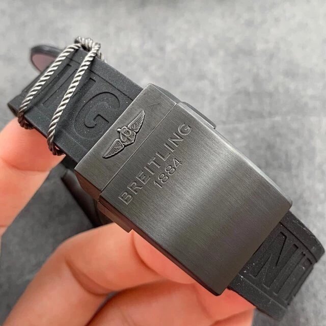 ブライトリング クロノマット 44 レイブン MB0111C2/BD07/153S/M20D.2 ステンレススチール時計