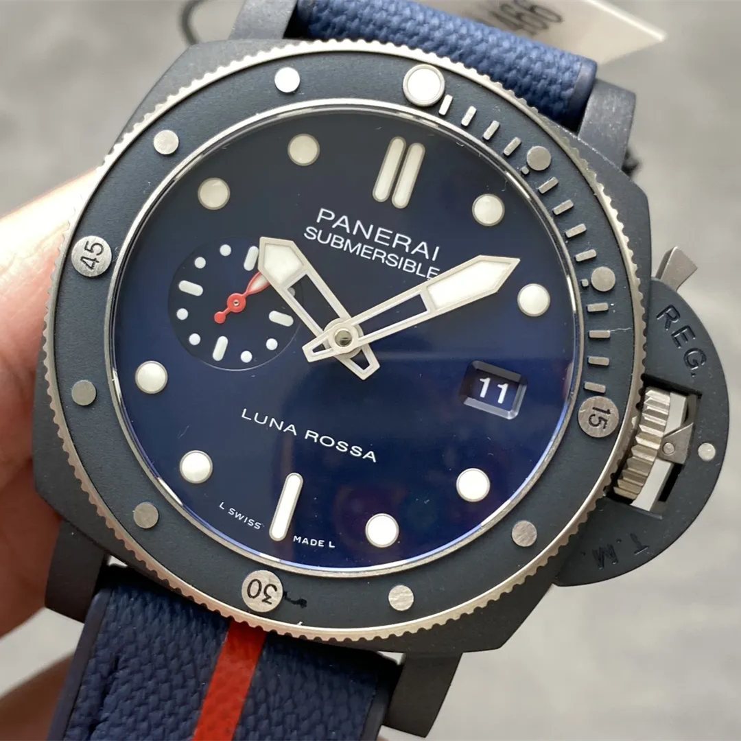 Panerai Submersible QuarantaQuattro Luna Rossa Edition Ti-Ceramitech Watch PAM01466