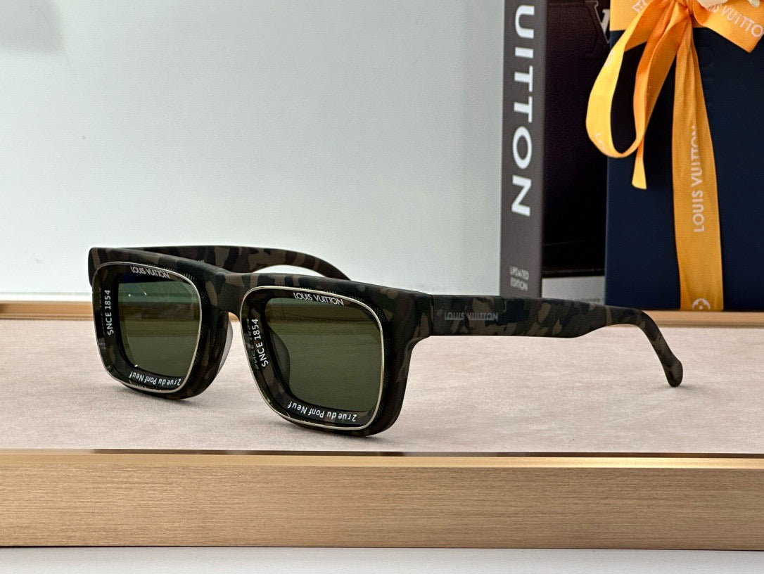 Z2442U Louis Vuitton Super Vision Square Sunglasses-浦山時計店
