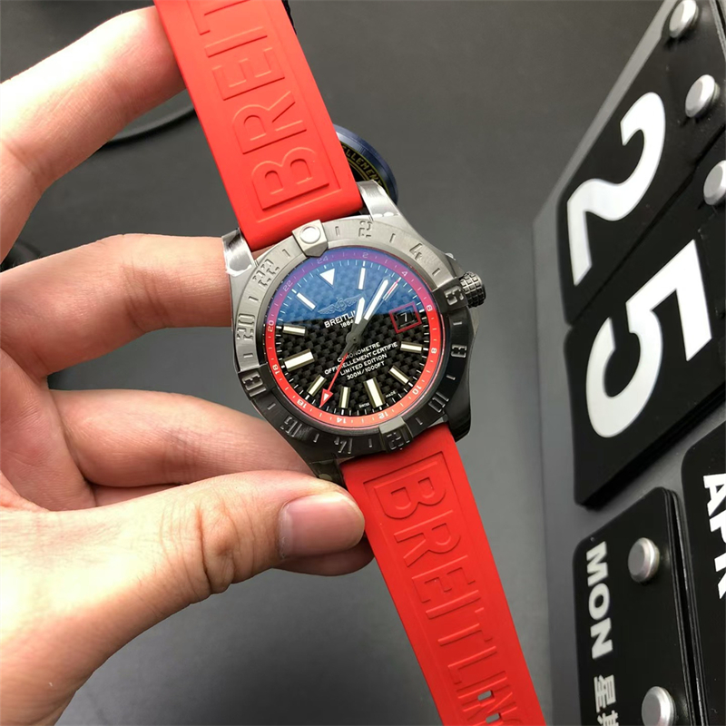 ブライトリング BREITLING アベンジャーブラックバード A3239011BC35433XA20BA1