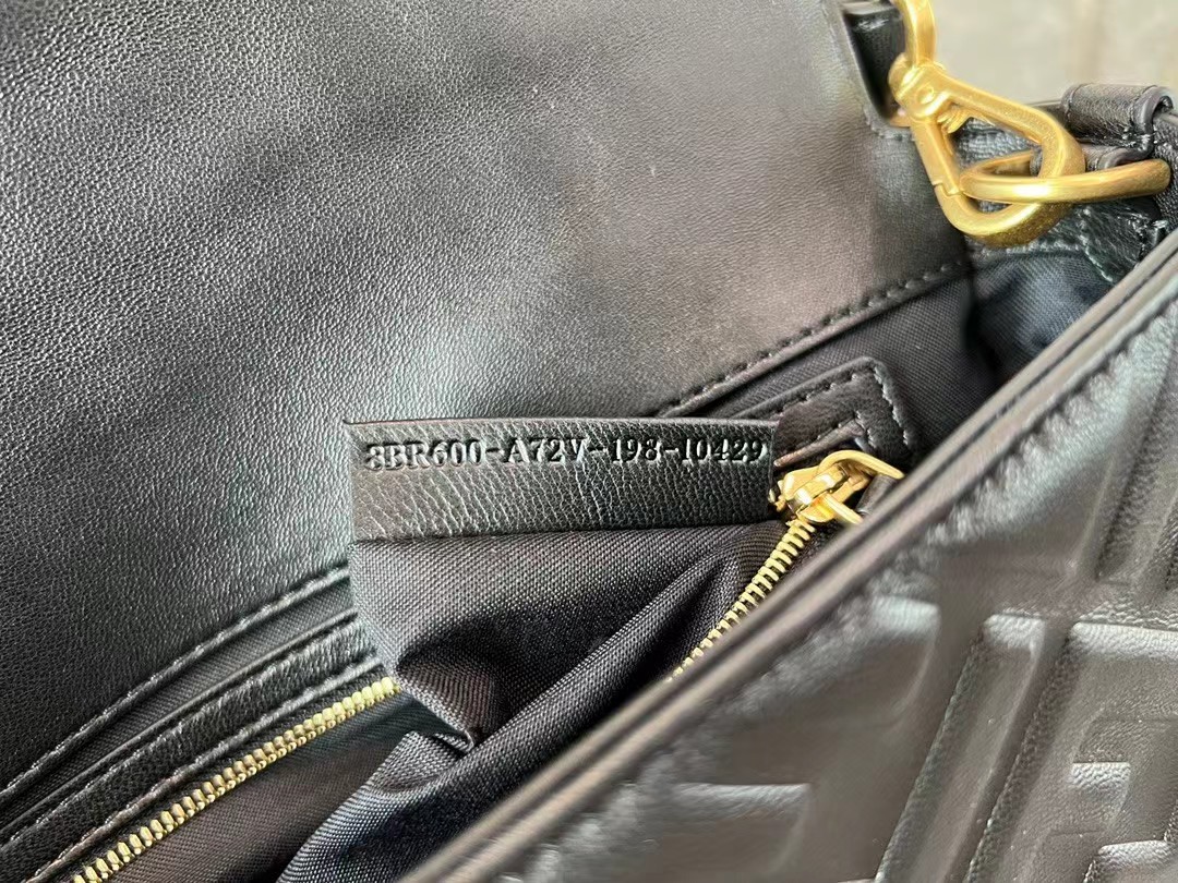 fendi baguette bag 26cm