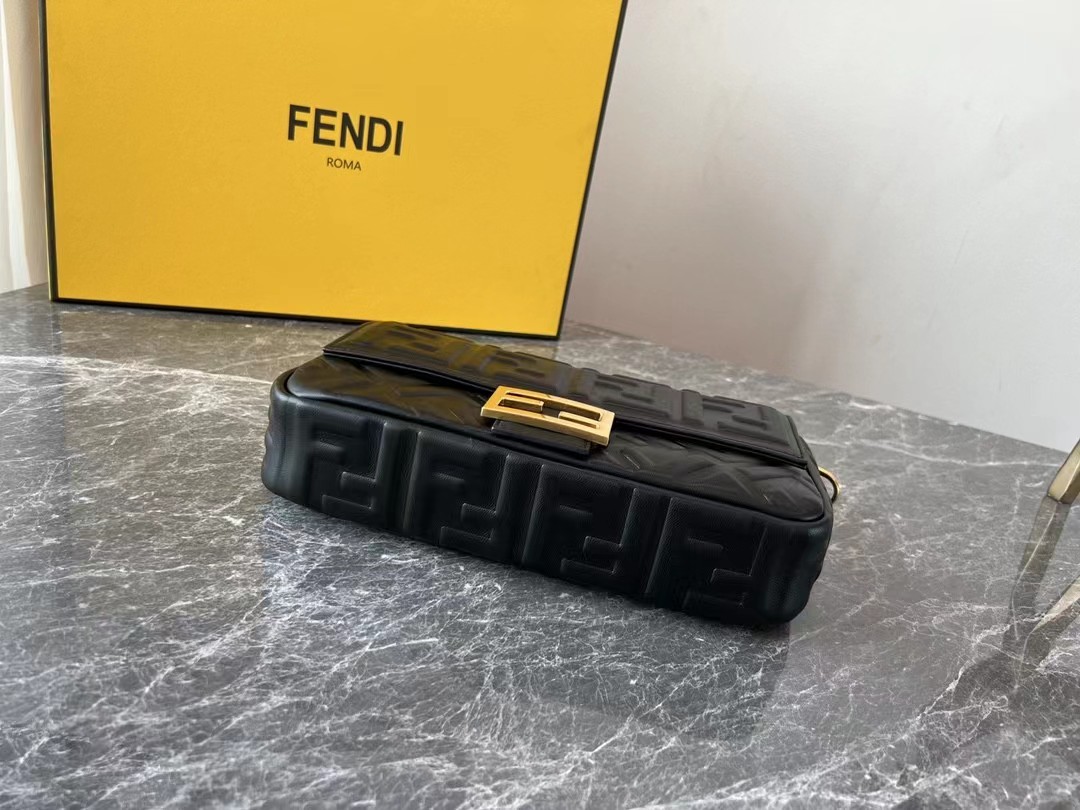 fendi baguette bag 26cm