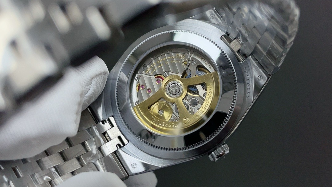 ロレックス【2025年新作】ランドドゥエラー40 M127336-0001