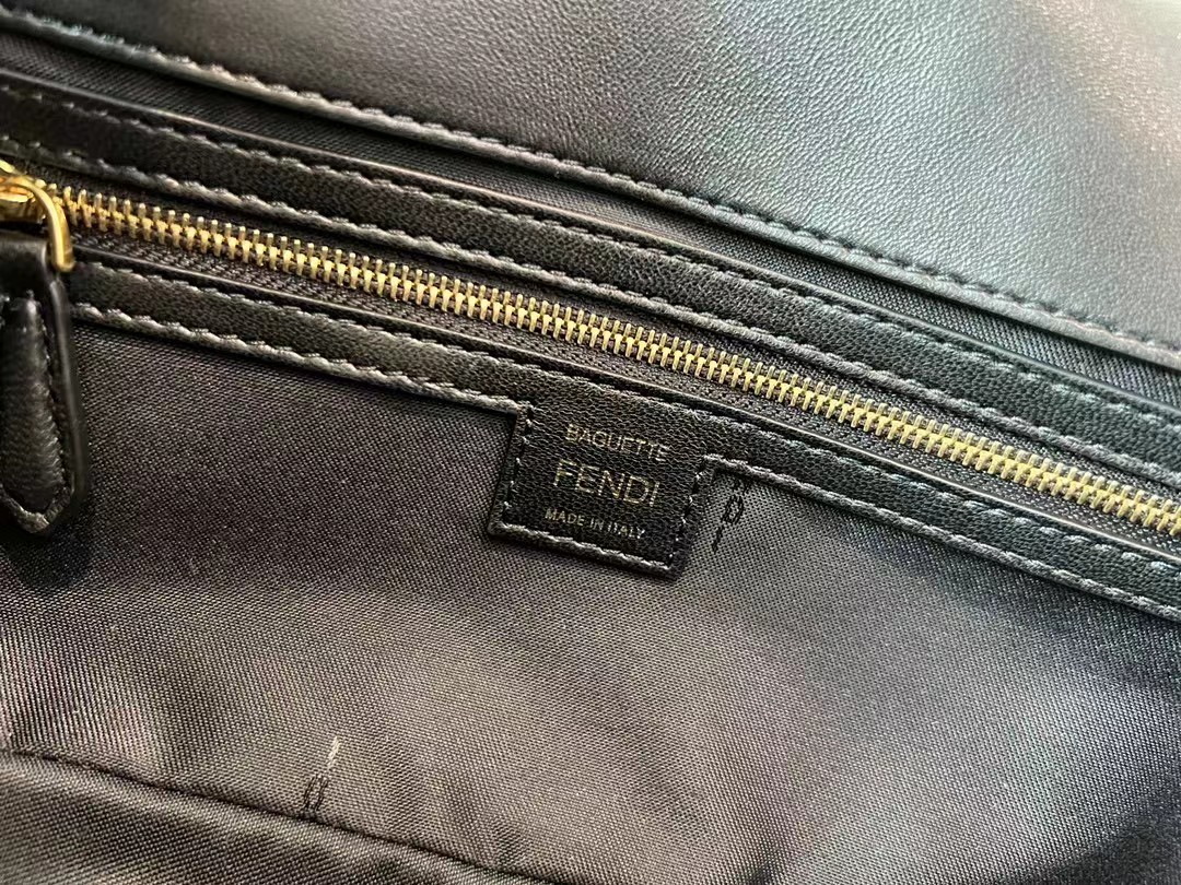 fendi baguette bag 26cm