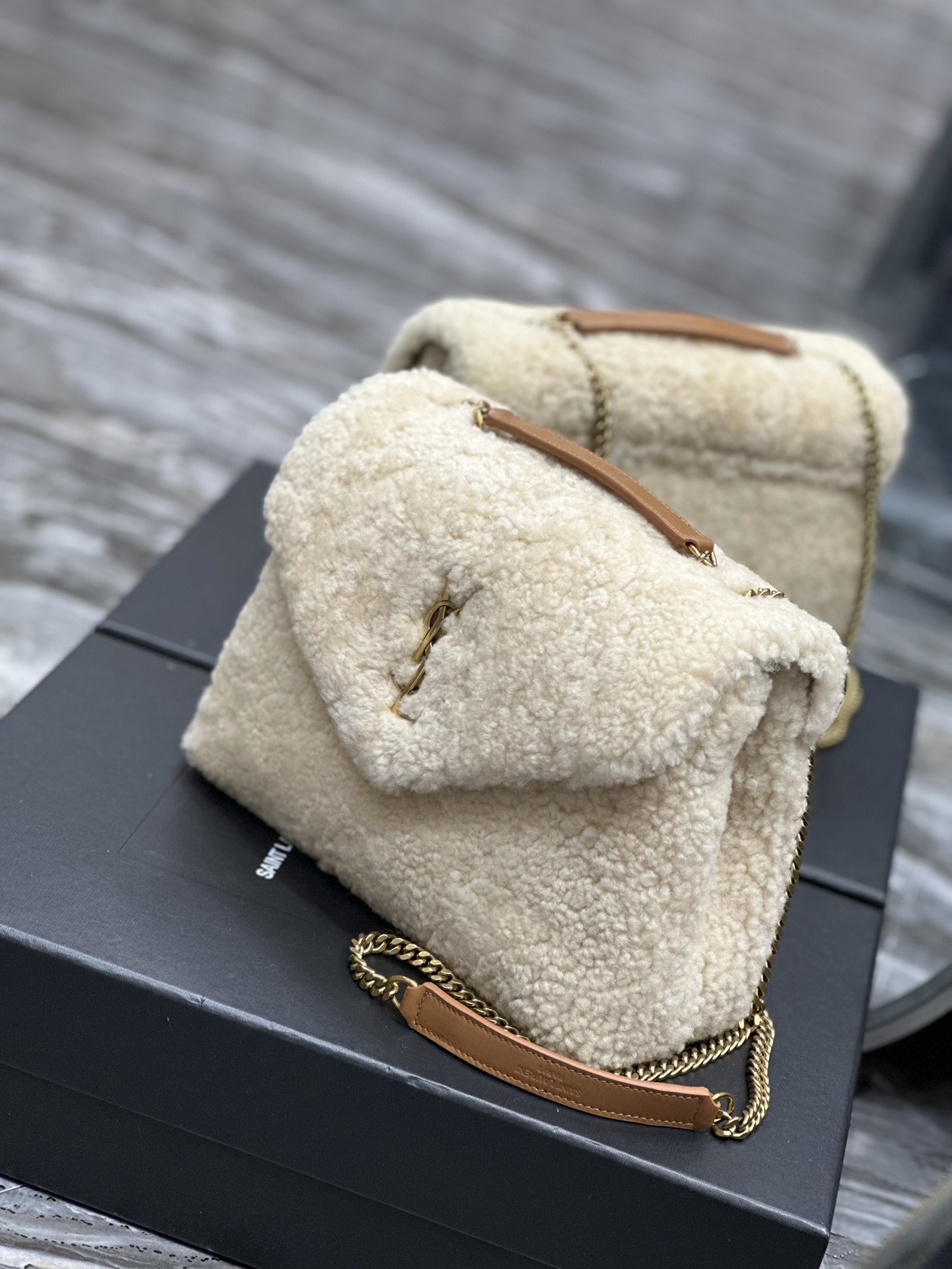 LOULOU SMALL CHAIN BAG IN QUILTED  Y
