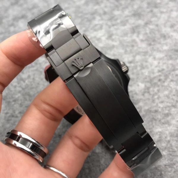 ロレックス ROLEX  DEEPSEAディープシーD-BLUE ダイアル 126660 