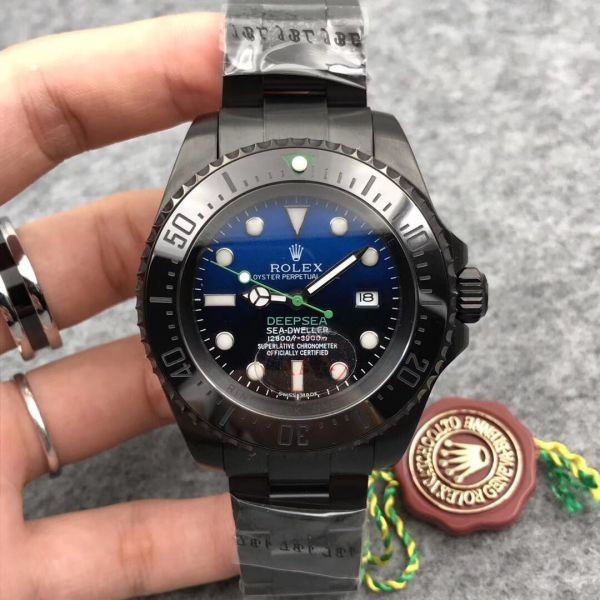 ロレックス ROLEX  DEEPSEAディープシーD-BLUE ダイアル 126660 