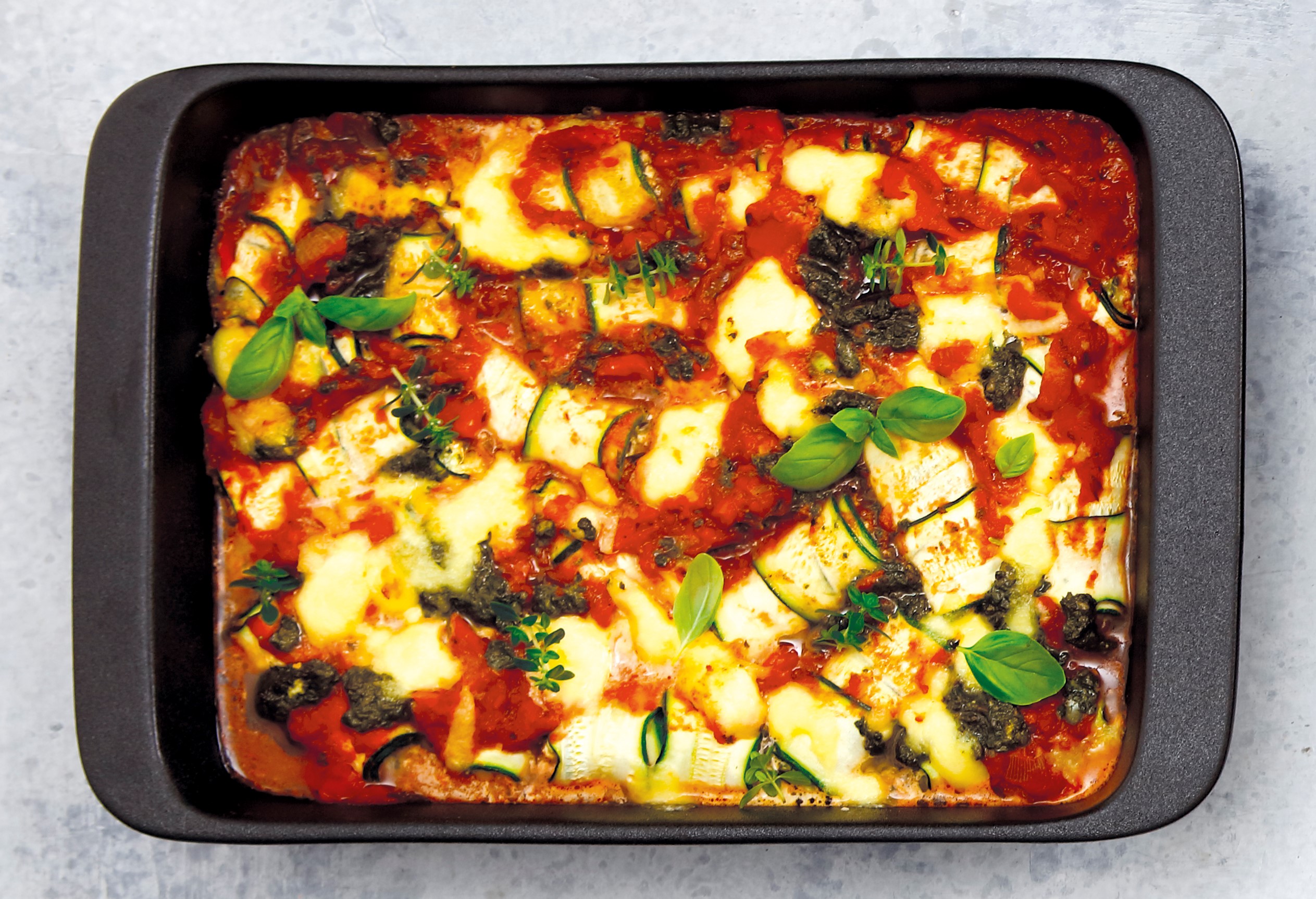 Maxwell & Williams Caviar Lasagne Dish 40x25cm Black