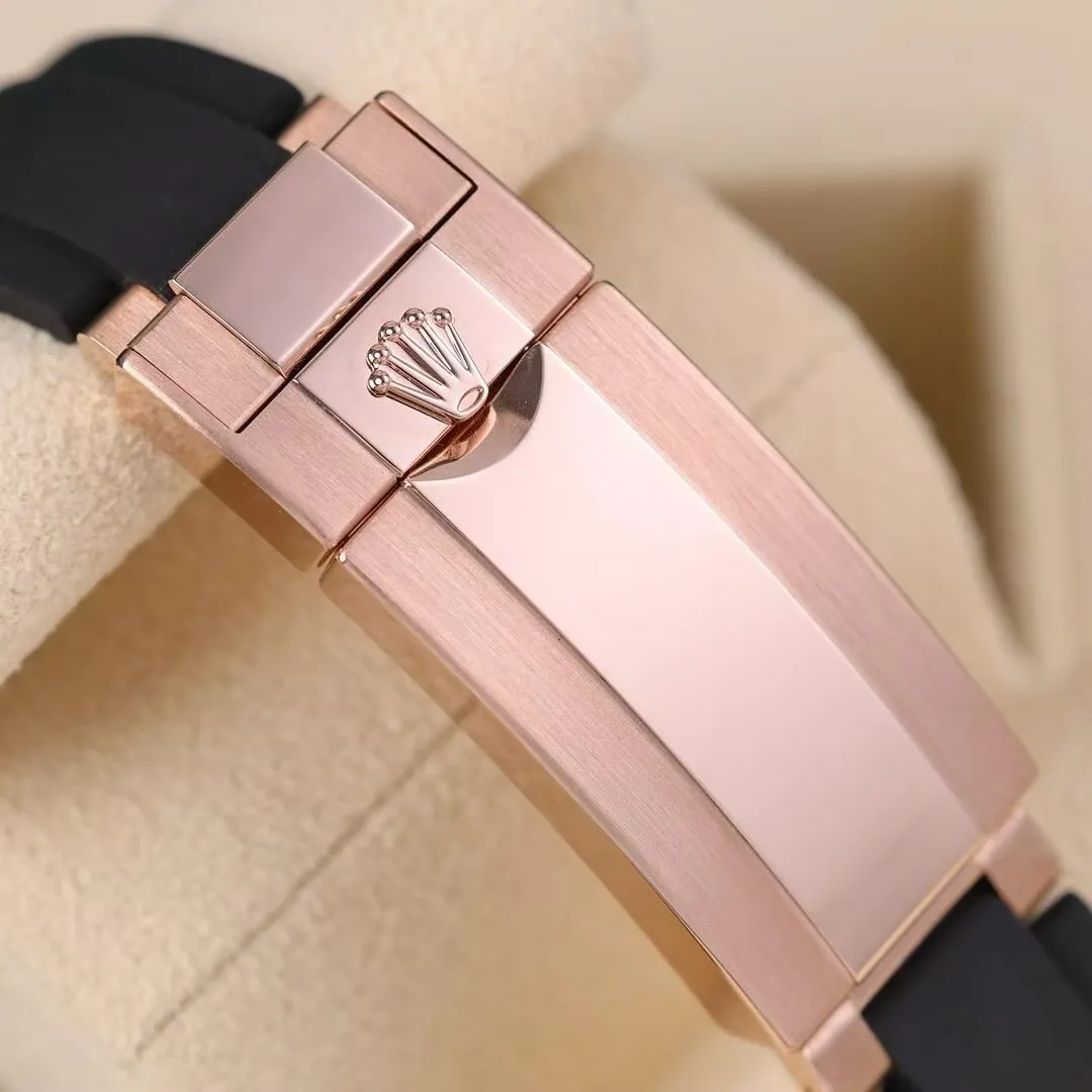 コスモグラフ デイトナ | オイスター、40 mm、エバーローズゴールド、ダイヤモンド リファレンス 126535TBR