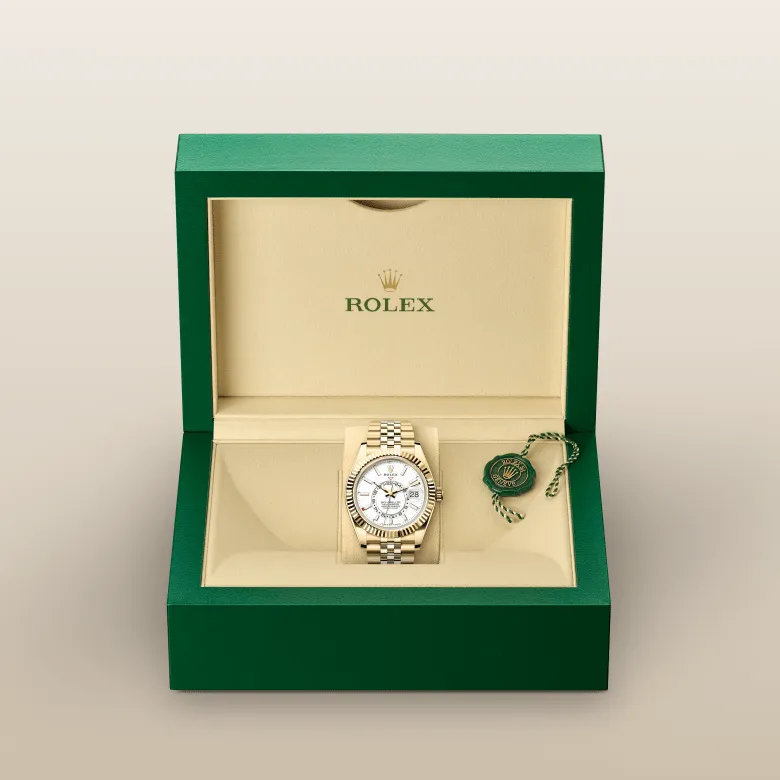 ロレックス スカイドゥエラー オイスター、42 mm、イエローゴールド リファレンス m336938-0006
