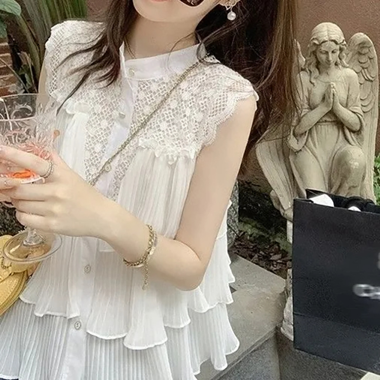甜美氣質設計感鏤空無袖襯衫