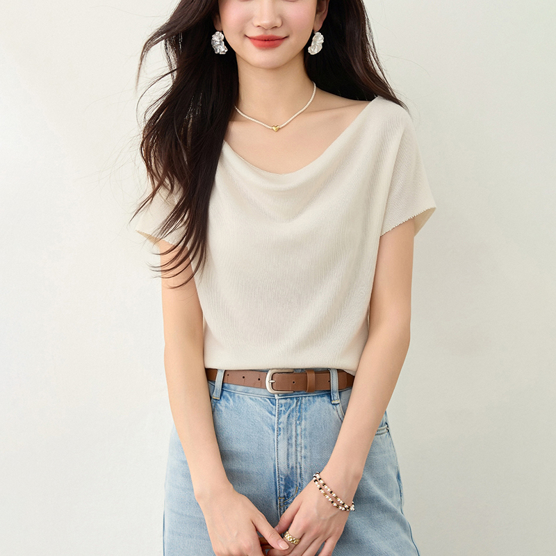 百搭蕩領短袖針織T恤